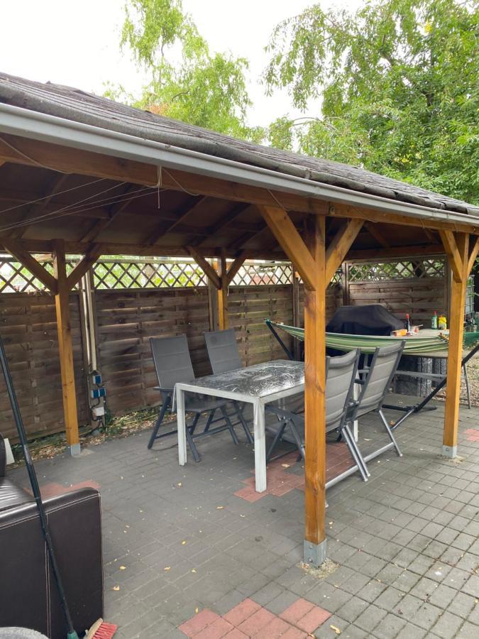 Palms Zimmer Frechen Eksteriør billede